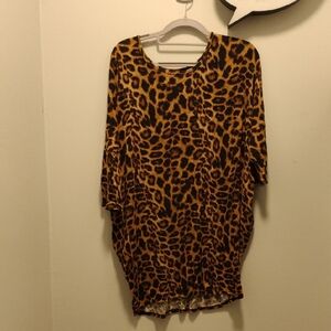 Leopard Print Oversized Top
